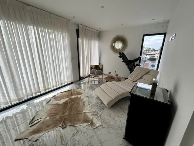 Villa 3 habitaciones 241m² en venta - La siesta — 32