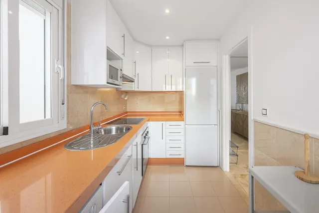 Planta baja 2 habitaciones 90m² en alquiler - Marbella — 22