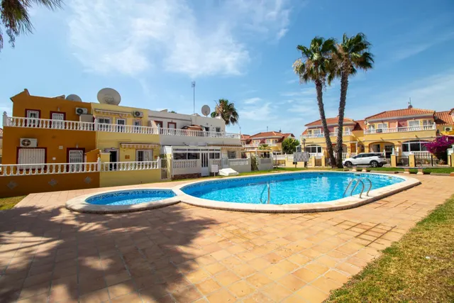 ADOSADO DE 2 DORMITORIOS 2 BAÑOS EN LA REGIA ( ORIHUELA COSTA ) — 43