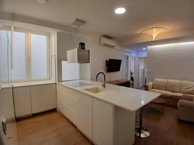 Piso Camino Nuevo-Barcenillas de 2 dormitorios amueblado - foto 3