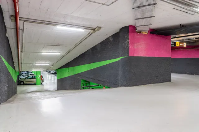 Parking de moto 2m² en alquiler - Eixample — 16