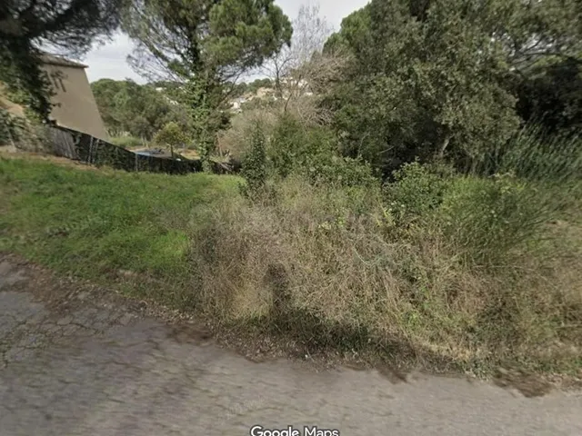 Terreno urbano de 1.194 m2 rodeado de zonas verdes en Lloret - foto 4