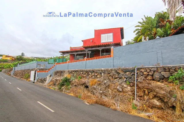 Casa-Chalet en Venta en Tijarafe Santa Cruz de Tenerife - foto 4