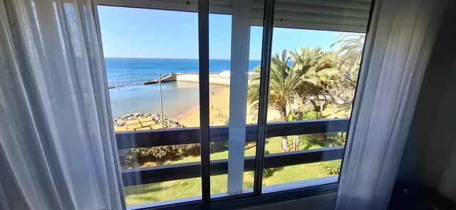 Apartamento en primera línea de mar con vistas directas al océano — 6