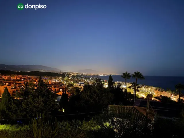 Preciosa casa en Estepona (Málaga) con maravillosas vistas al mar — 46