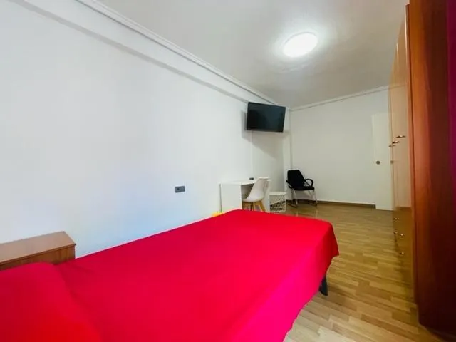 piso de 3 habitaciones , cerca  DE TODO — 5