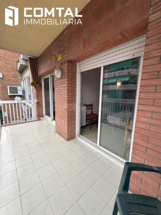 Piso familiar de 4 habitaciones, 2 baños y terraza en los alrededores de Sagrada Família — 2