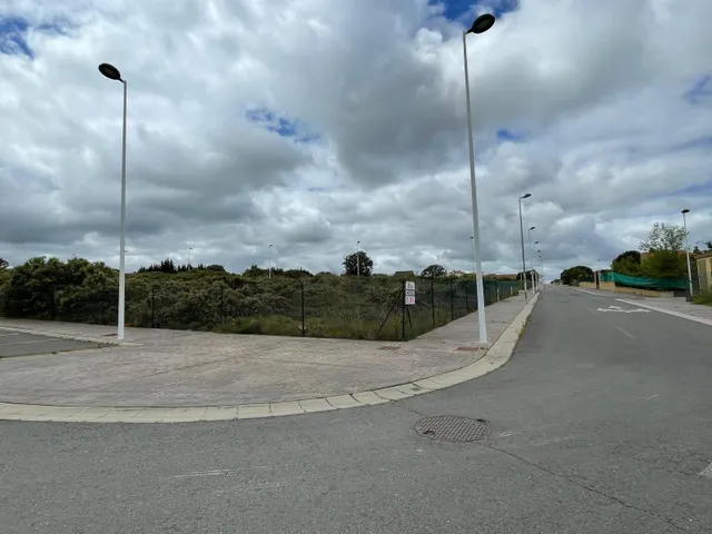 Urbis te ofrece una parcela en venta en Buenavista, Salamanc - foto 5