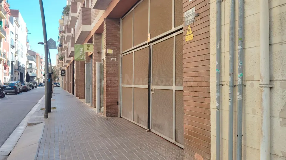 Parking 10m² en alquiler - Barcelona