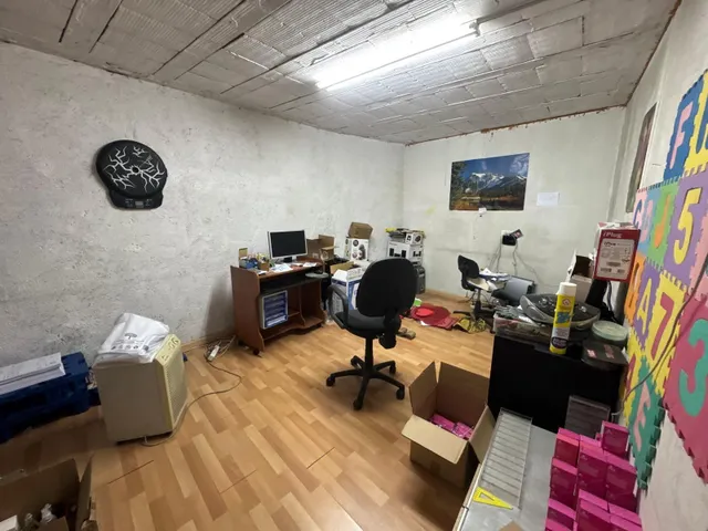 Se alquila local de esquina en zona alta de Ponferrada — 9