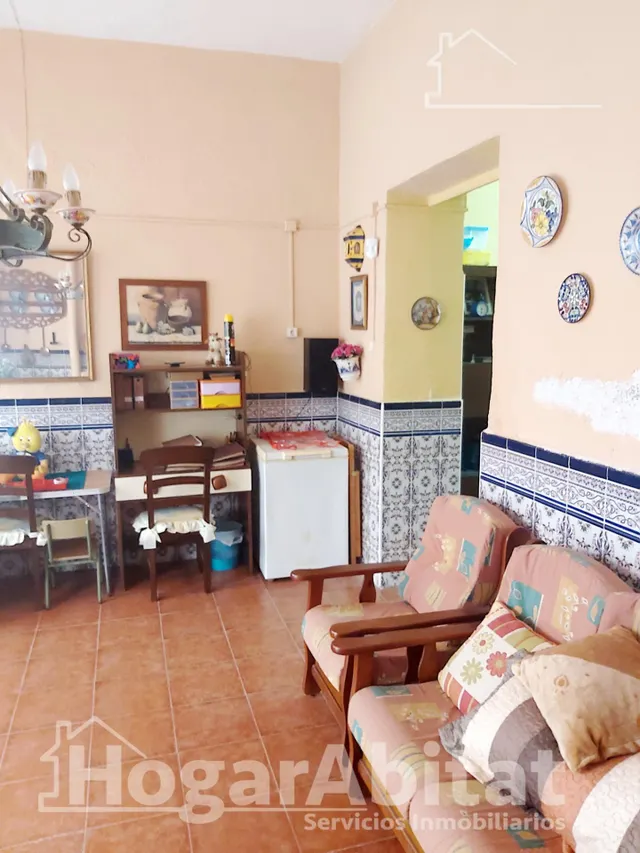 Amplia casa semireformada y amueblada — 13