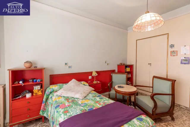 Amplia vivienda en pleno centro de Granada — 21