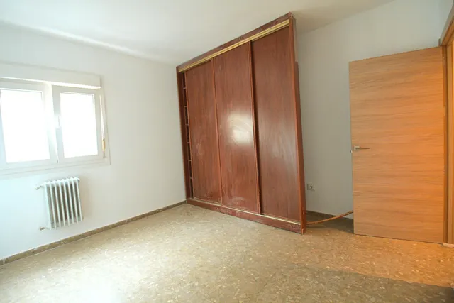 Vivienda de 3 dormitorios y dos baños en el centro de Badajoz. — 20