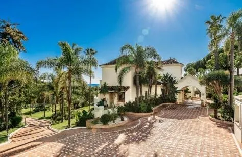 GRAN URBANIZACIÓN EN EL PARAÍSO ALTO CON VISTAS AL MAR — 16