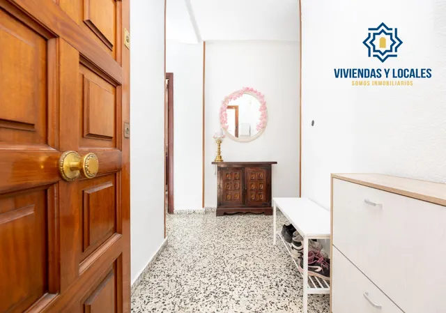 En Venta Piso de 4 dormitorios con ascensor, ideal para reformar a tu gusto. — 22
