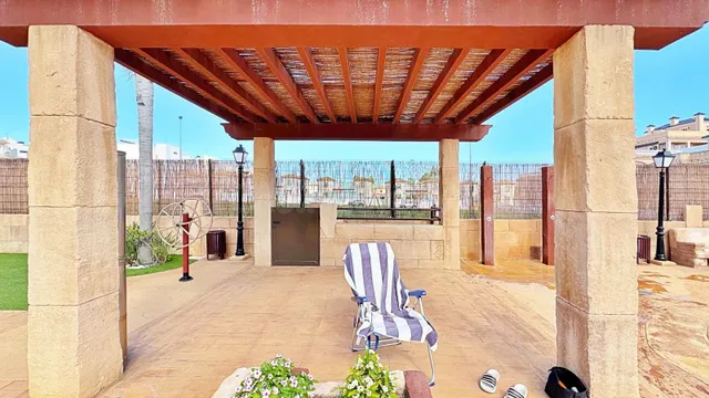 ADOSADO DE 3 DORMITORIO Y 2 BAÑOS EN ORIHUELA COSTA (ZONA LOS DOLSES) — 36