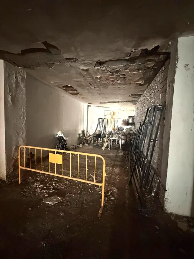 Alcalá del Río | Gran oportunidad para crear la vivienda de  - foto 2
