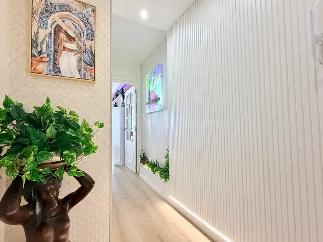 Primera línea 6º planta reformado, con dos terrazas, piscina - foto 4