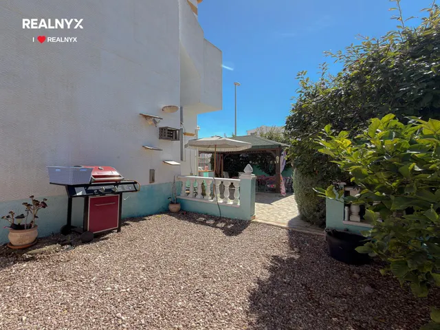Vistabella Golf! Espectacular bungalow con gigantesca parcela y parking +  bellísima piscina comunitaria — 23