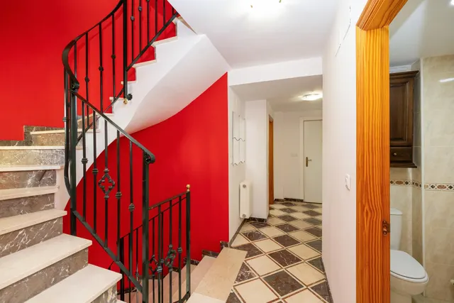¡Espectacular vivienda en Gójar con piscina propia! — 13