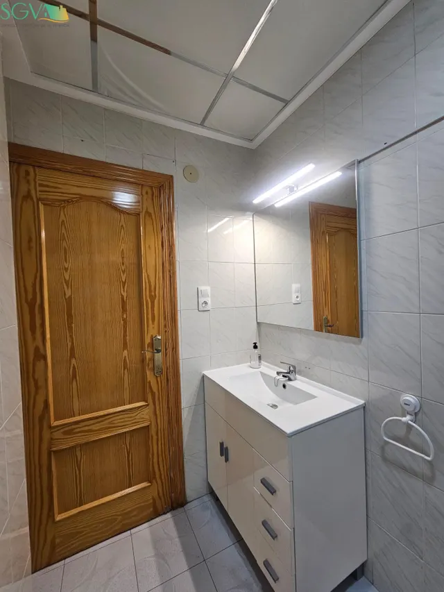 SE VENDE SEGUNDO PISO EN EL CENTRO DE NOVELDA - ALICANTE — 24