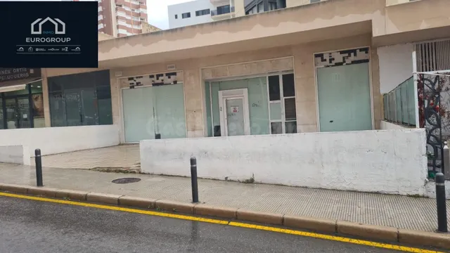 LOCAL COMERCIAL EN ZONA JAIME I, INVERSION MUY INTERESANTE, 