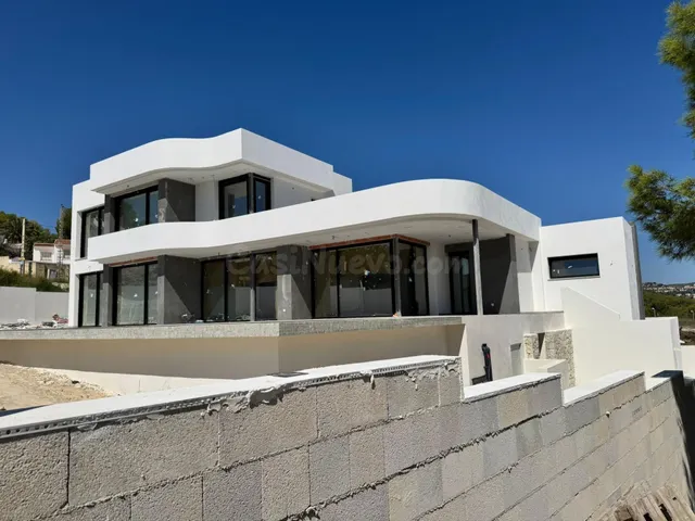 Villa Moderna de cuatro dormitorios con vistas al mar en Mor - foto 2