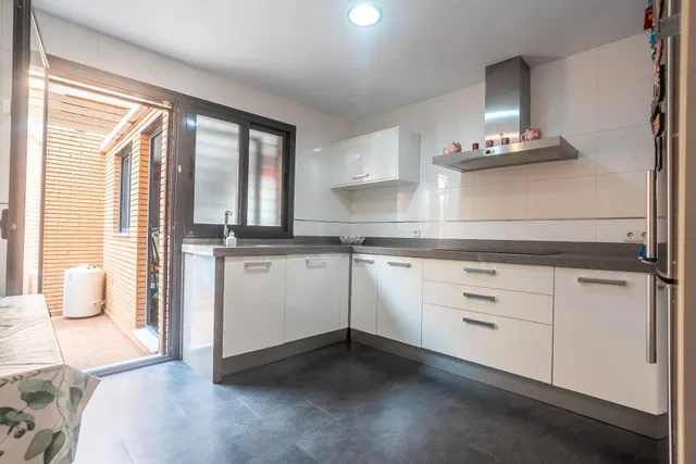 HUERCAL ALMERIA - EL CERCADO: 5 DORMITORIOS + PATIO + GARAJE ABIERTO + 3 BAÑOS + PORCHE/JARDIN — 8