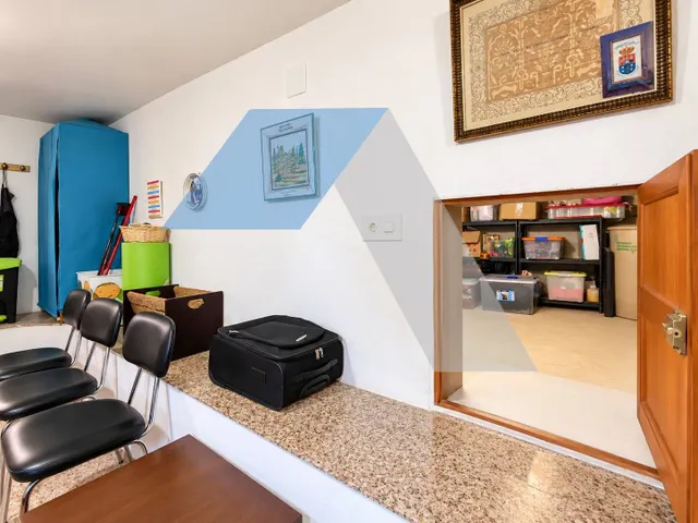 Chalet en parcela urbana con piscina privada en san vicente del raspeig — 45
