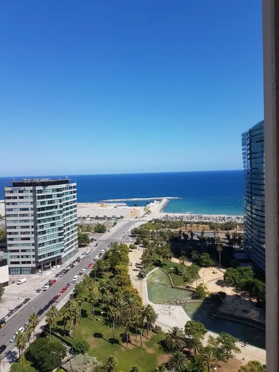 PISO ALTO CON VISTA PANORAMICAS AL MAR Y A LA CIUDAD — 7