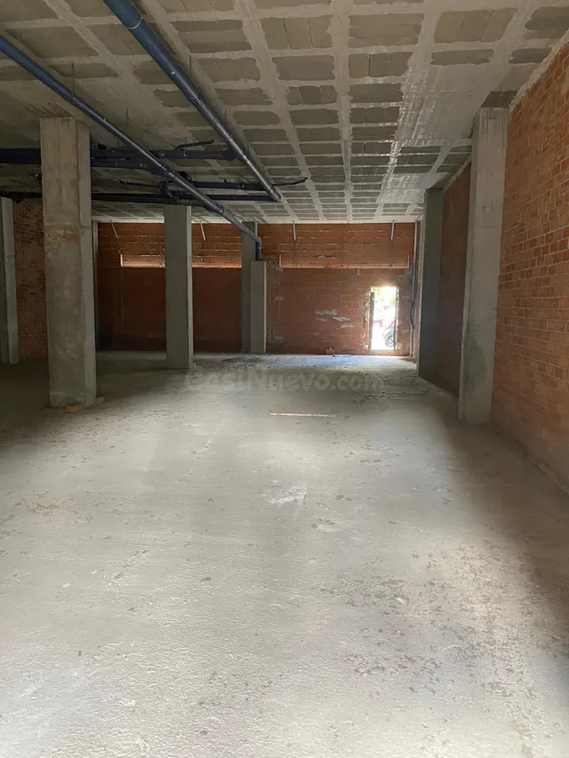 LOCAL 90 M2 OBRA NUEVA EN RAMBLA GIRADA - foto 5