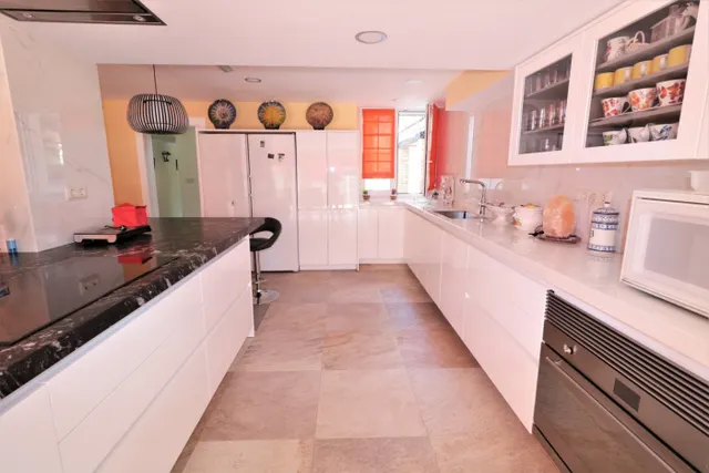 GRAN VILLA EN LA EXCLUSIVA ZONA DE CABO ROIG — 38