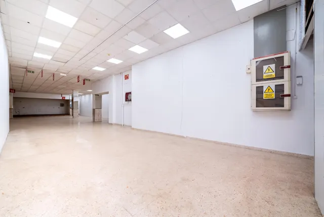 Local comercial en venta — 4