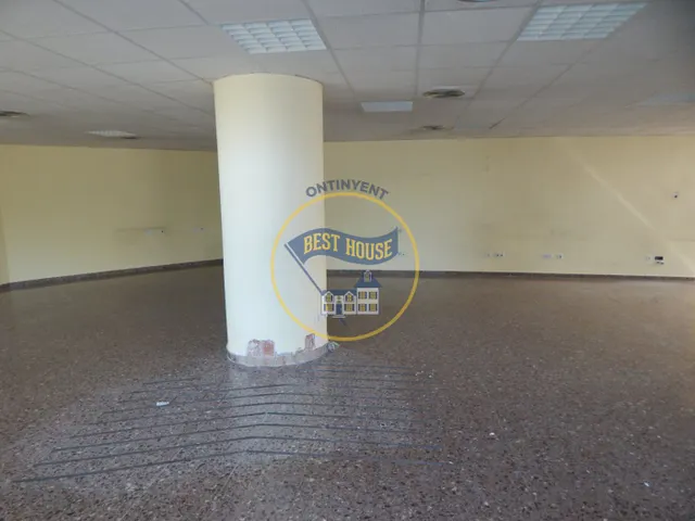 GRAN LOCAL COMERCIAL EN ZONA TRANSITADA EN ONTINYENT — 22