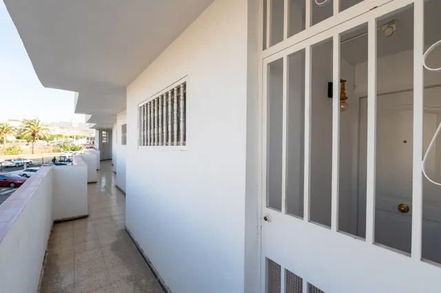 Atractivo apartamento en una ubicación céntrica de Playa del Inglés – con vistas a la piscina — 7