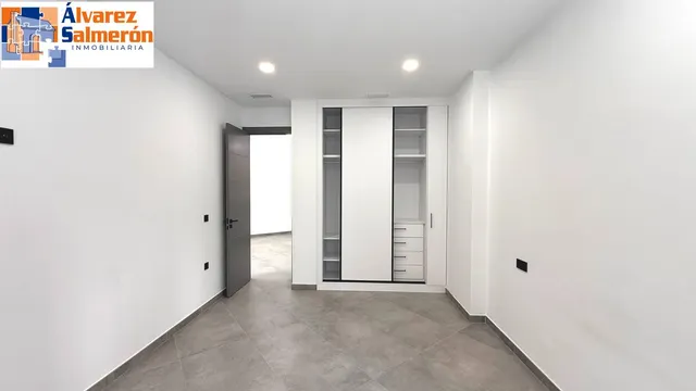Vivienda a estrenar en urbanización privada en Parque Almunia con sauna, gimnasio y piscina comunitaria. — 17