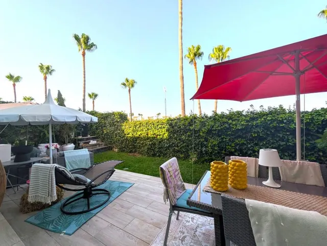 Adosada en Venta en Linea De La Concepcion, La Cádiz — 30