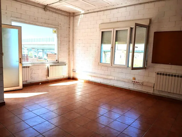 Local comercial con posibilidad de hacer vivienda — 2