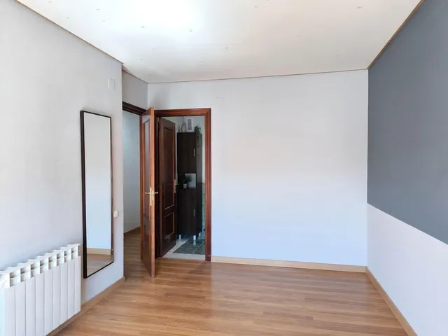 Excepcional vivienda en violant d'hongria con parking doble, trastero y zona comunitaria — 35