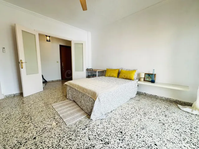 ¡GRAN PISO EN EL CENTRO DE ALGECIRAS! — 2