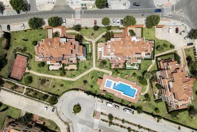 Apartamento 2 habitaciones 96m² en venta - Riviera del sol - foto 2