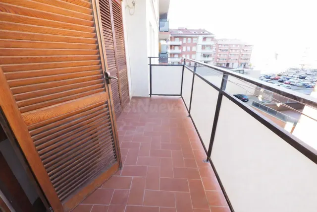 SE VENDE PISO EN IGUALDA, ZONA PLA DE SANT MAGI - foto 5