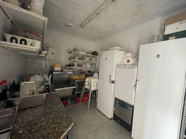 Local comercial 2 habitaciones 100m² en venta - Pueblo 4 — 7