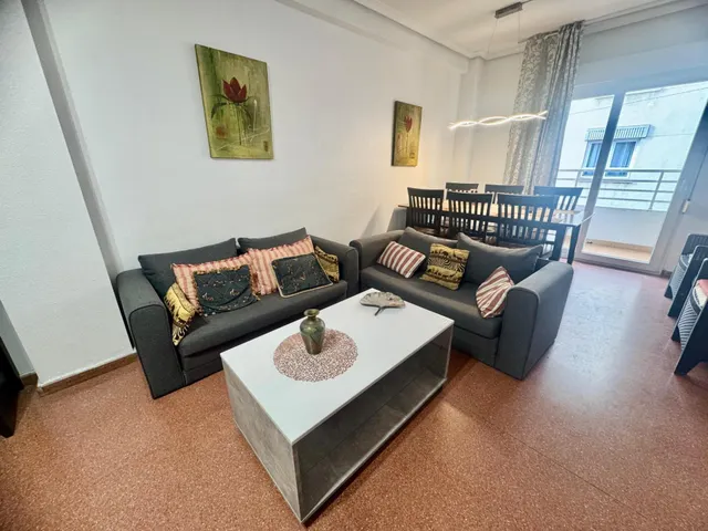 Apartamento con licencia turística de 3 dormitorios a tan solo 350 del mar — 4