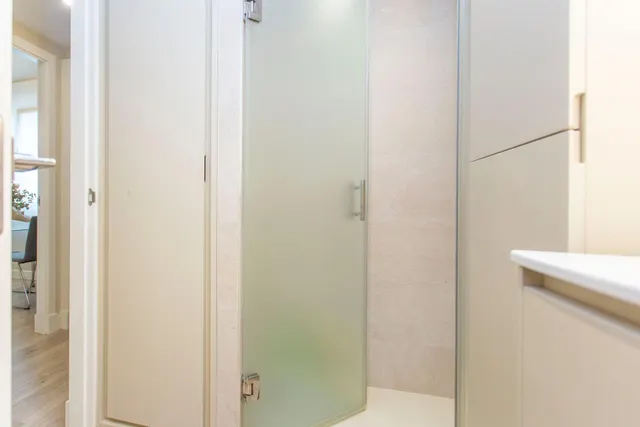 SE VENDE PISO EN ZONA CENTRO — 24
