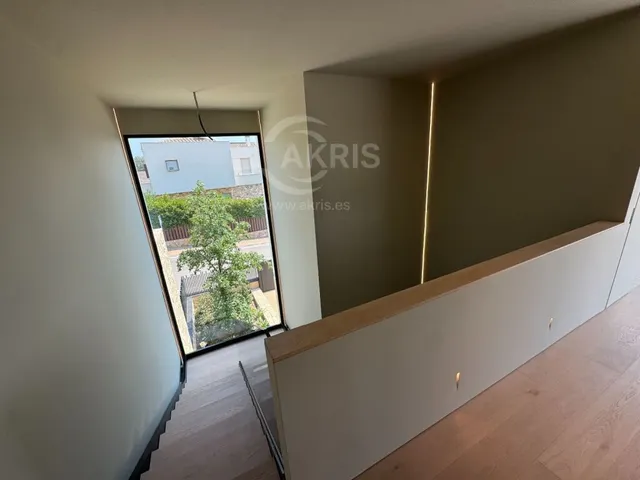 Chalet Independiente en Santa Cristina D'Aro — 10