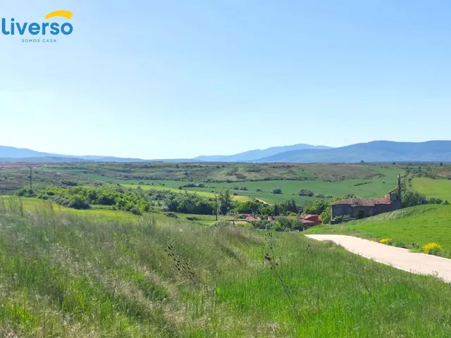 ¡Tu segunda vivienda ideal en Villamórico de Burgos! — 45