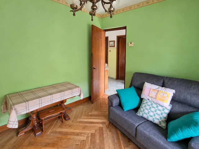 Casa en Carbayín: cuatro dormitorios, dos garajes y terreno para disfrutar de la vida de pueblo — 7