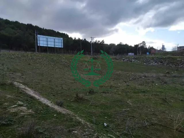 SUELO URBANO EL MOLAR   SUPERFICIE: 1.296,00 m2        PVP. 185.000 € — 12