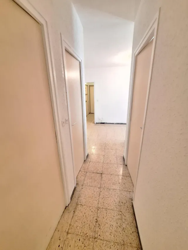 PIS  A VILANOVA DEL CAMÍ — 26